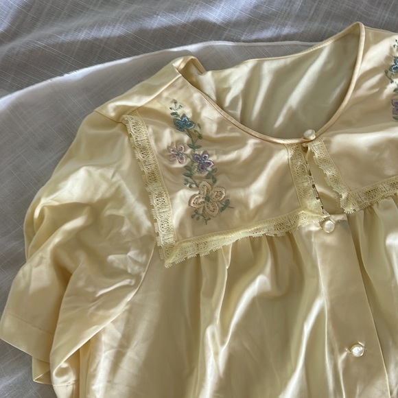 Vintage Shadowline 3 Piece Pajama and Robe  Set - Picture 2 of 5